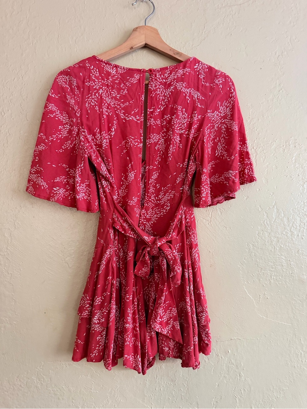 Princess Polly Red Printed Wrap Romper with Flutter Sleeves - Picture 2 of 8